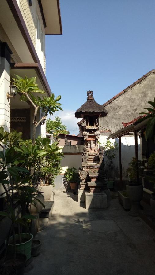 Simple Kuta Bedroom ภายนอก รูปภาพ