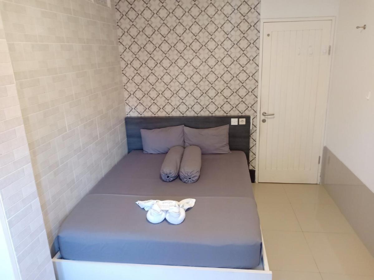 Simple Kuta Bedroom ภายนอก รูปภาพ
